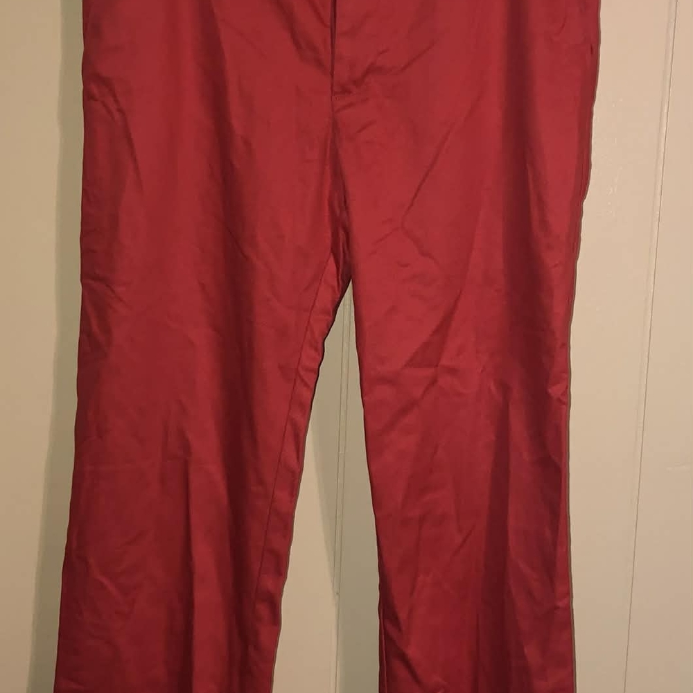 Izod Men's Bold Red Chinos